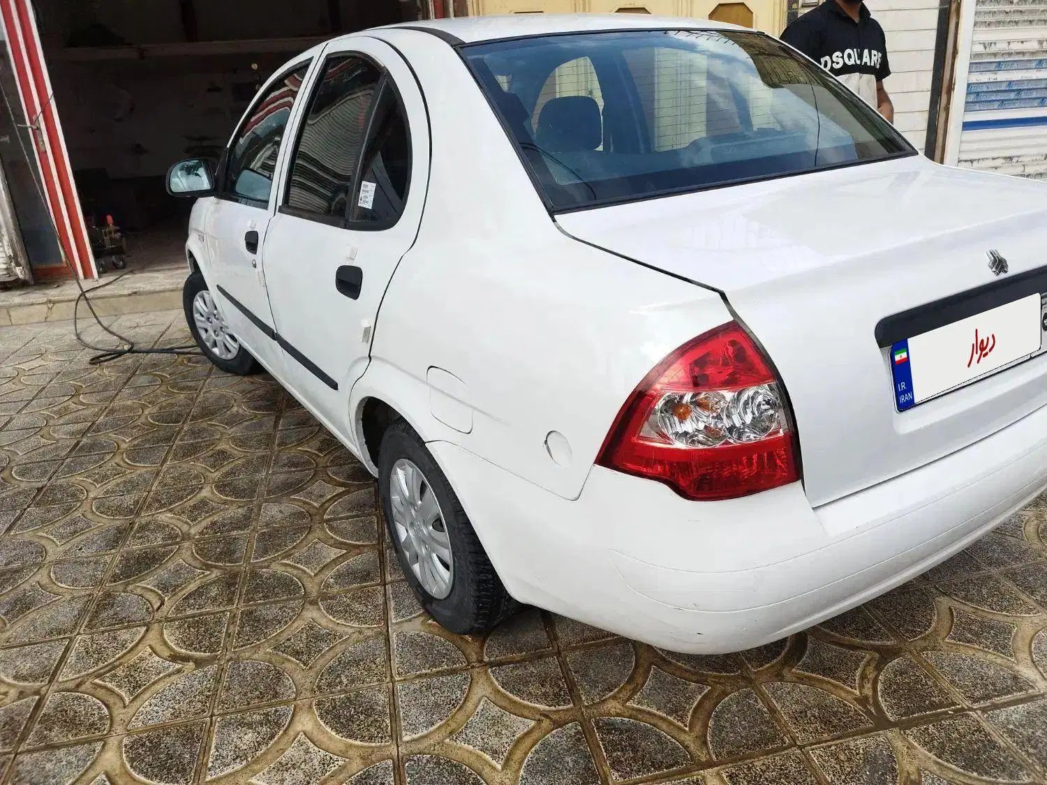 تیبا صندوق دار SX - 1393