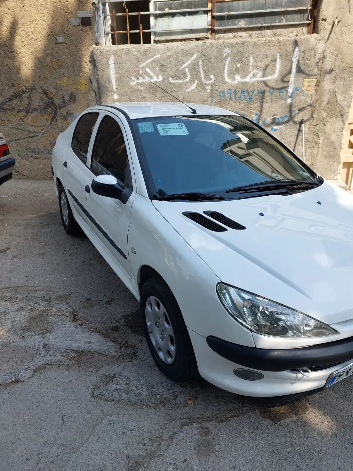 پژو ۲۰۶ صندوق دار v8 - 1399