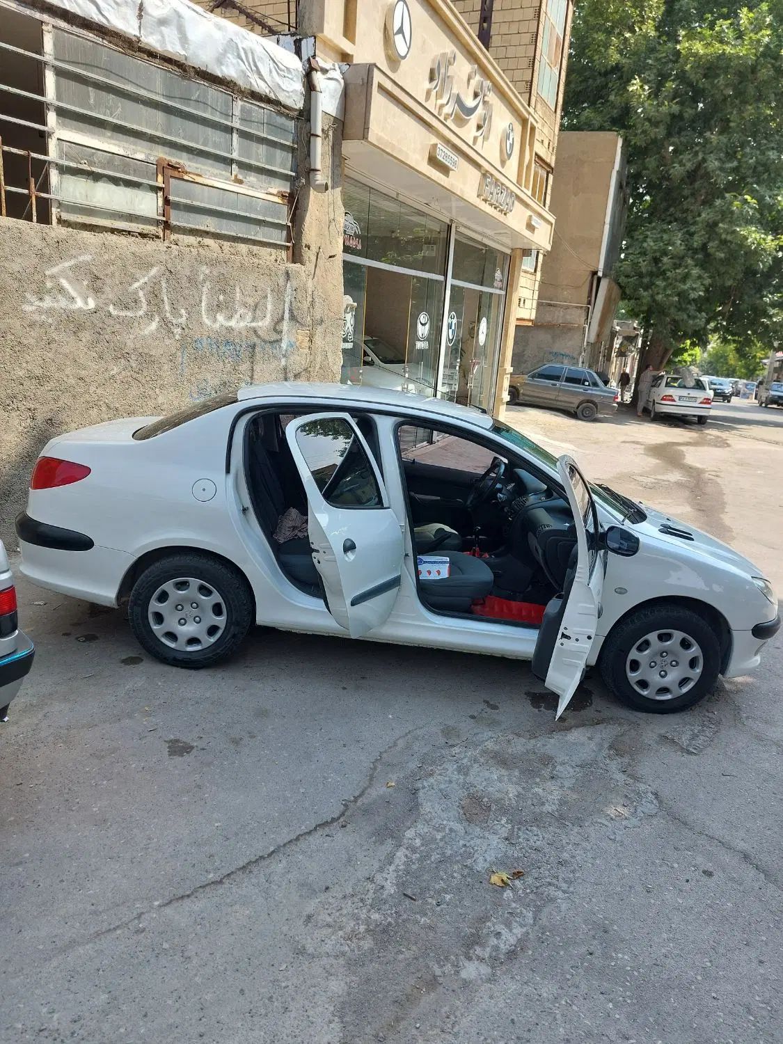 پژو ۲۰۶ صندوق دار v8 - 1399