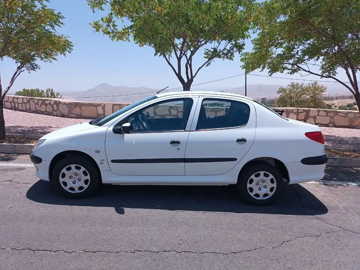 پژو ۲۰۶ صندوق دار v8 - 1398
