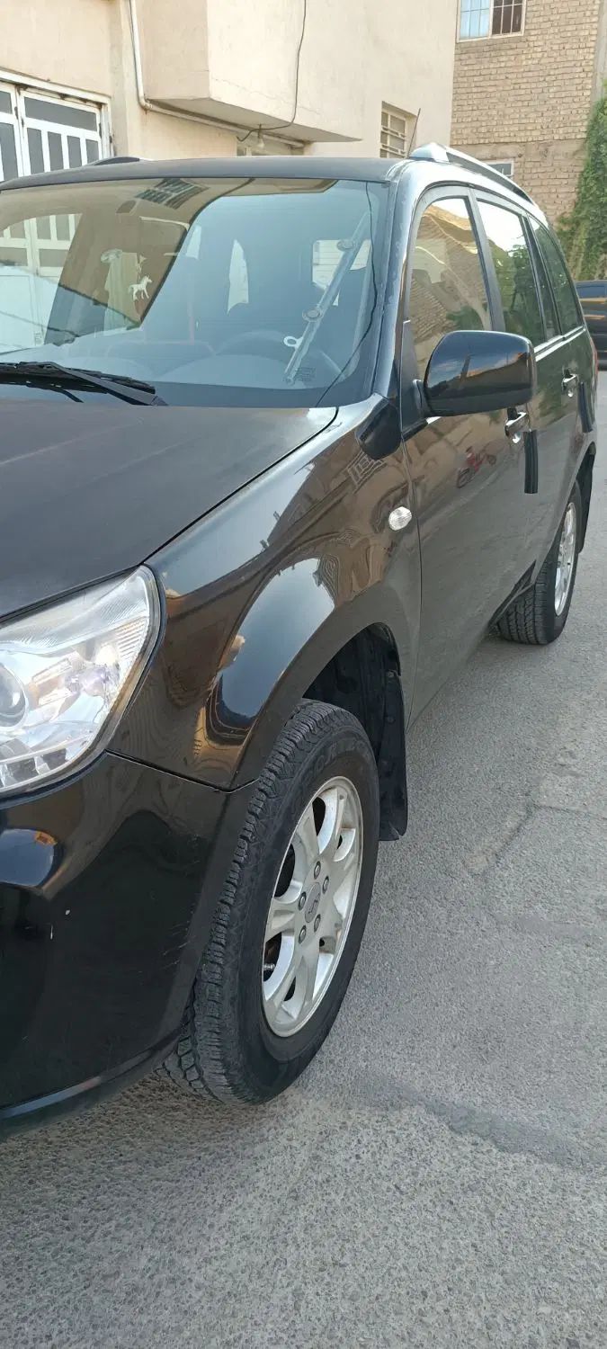 ام وی ام X33 دنده‌ای ساده - 1395