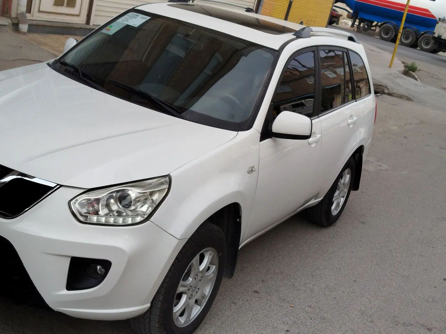 ام وی ام X33 دنده‌ای ساده - 1395