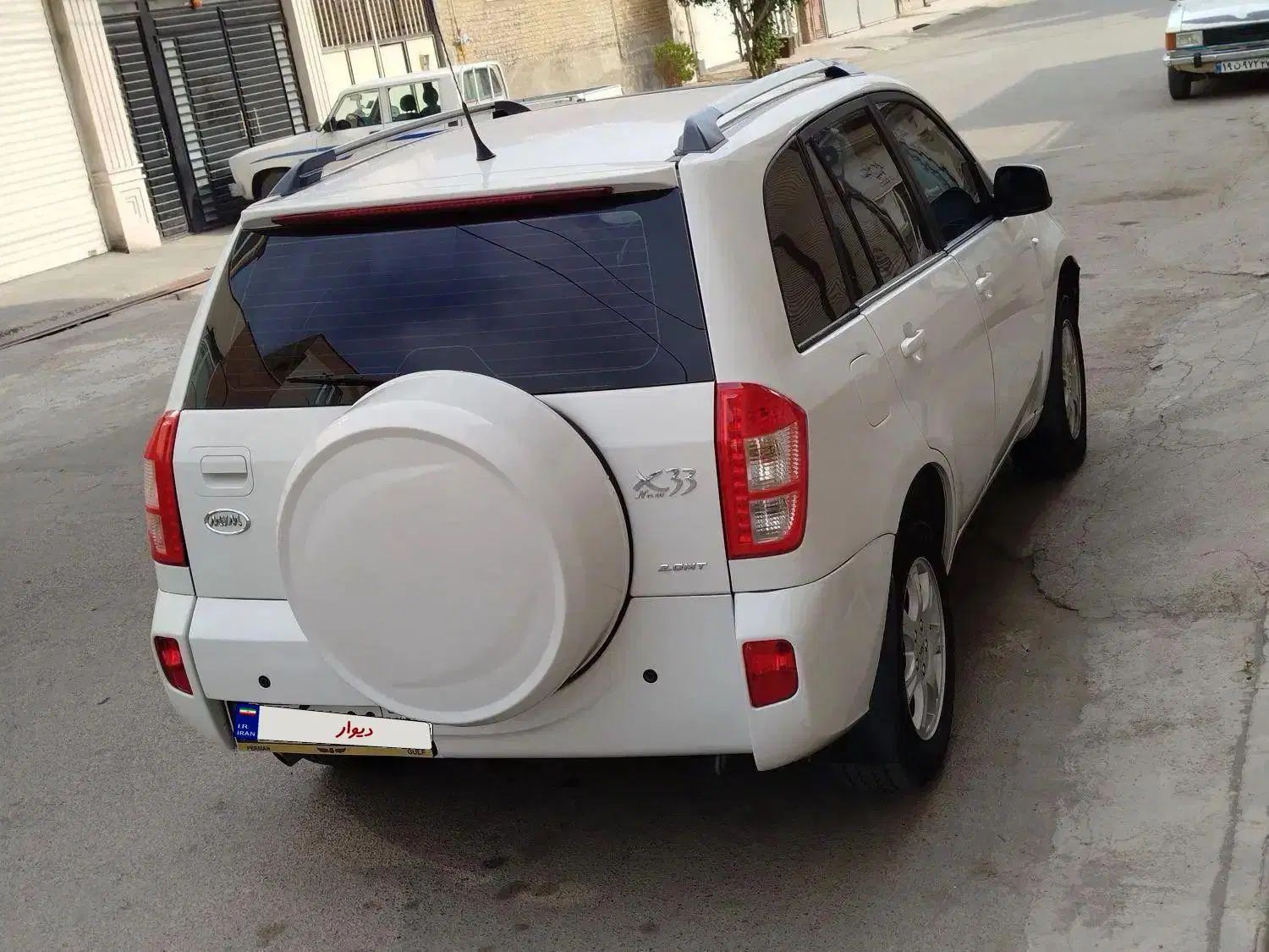 ام وی ام X33 دنده‌ای ساده - 1395