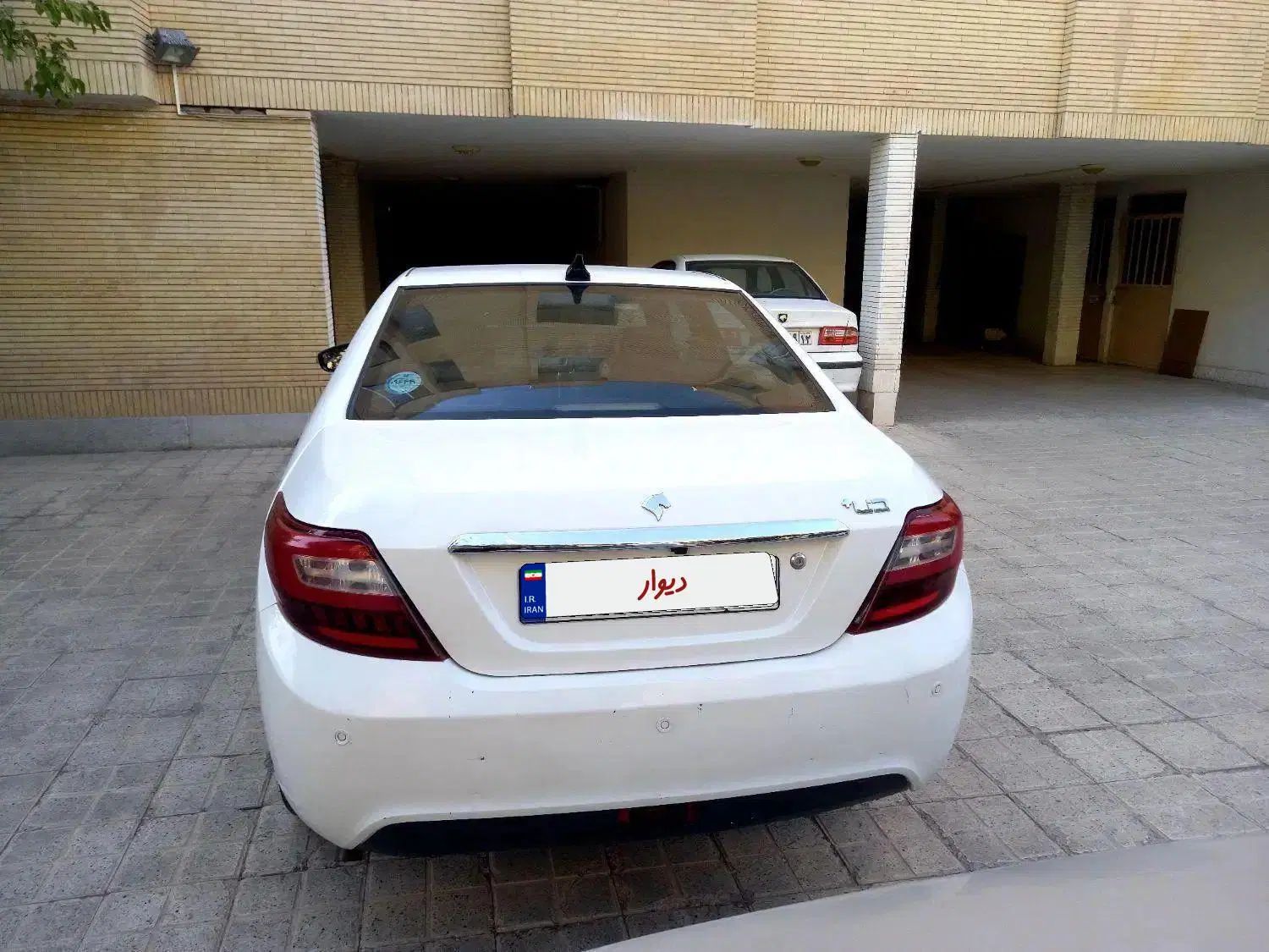 دنا پلاس توربو 6 دنده - 1400