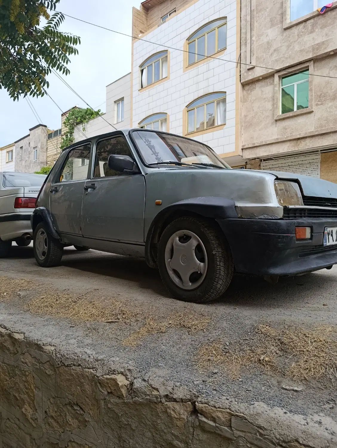 خودرو رنو، پی کی آگهی ann_19918306