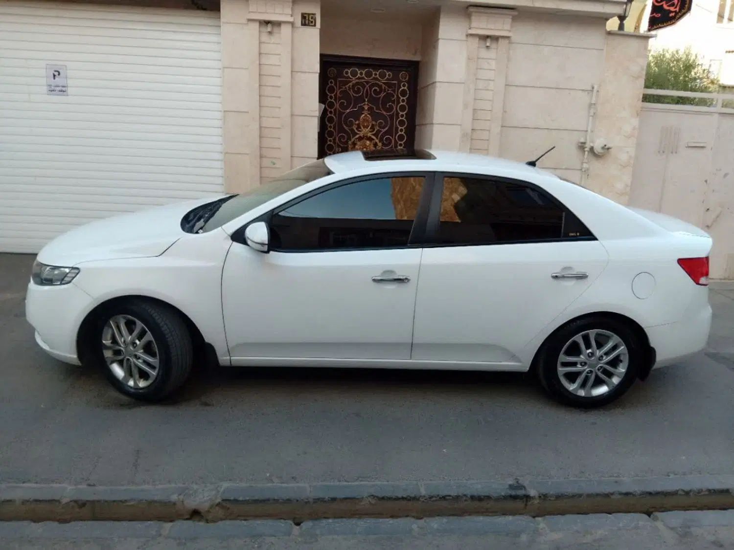 کیا سراتو 2.0 لیتر اتوماتیک GT لاین - 2017