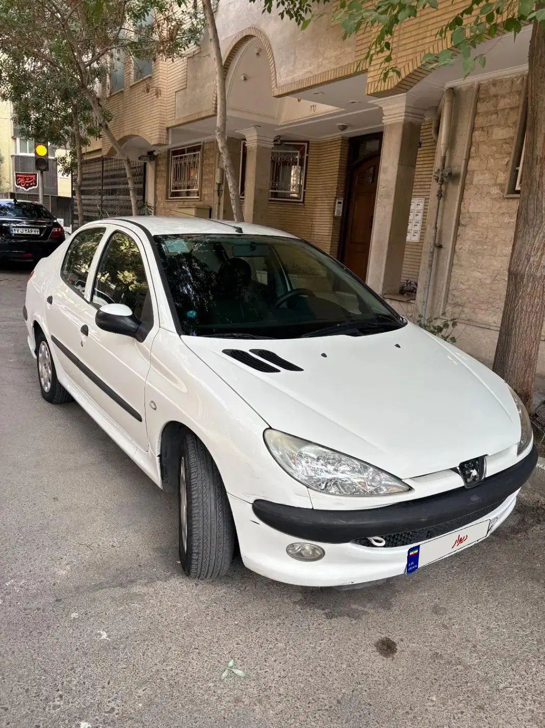 پژو ۲۰۶ صندوق دار v8 - 1396