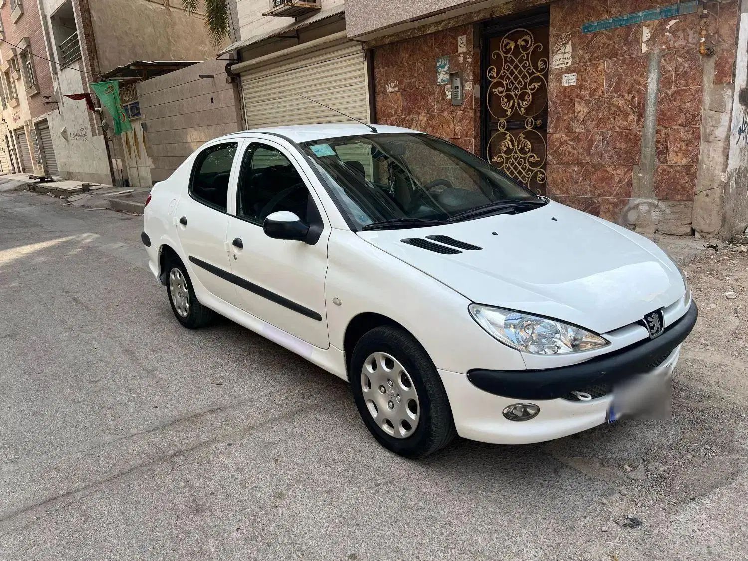 پژو ۲۰۶ صندوق دار v8 - 1394