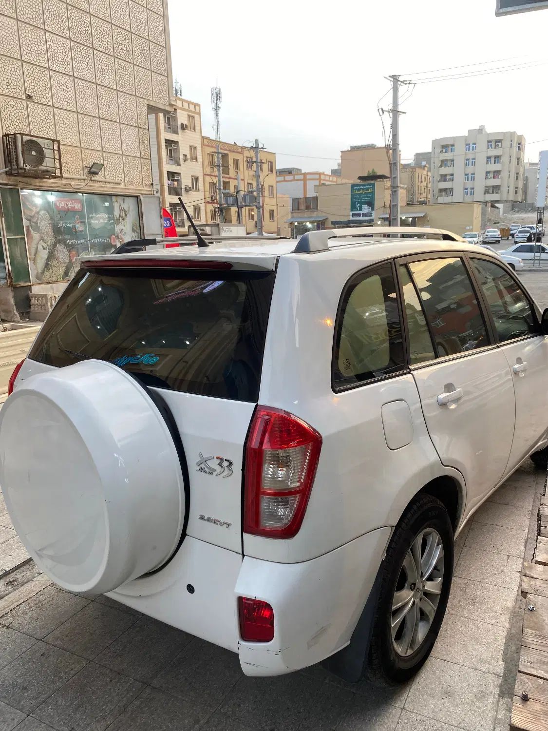 خودرو ام وی ام، X33 آگهی ann_19918840