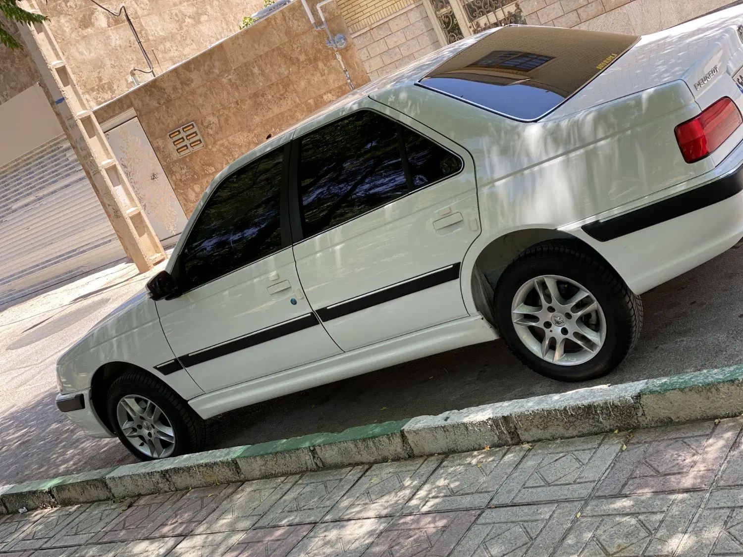 پژو پارس ELX-XU7P سفارشی - 1402