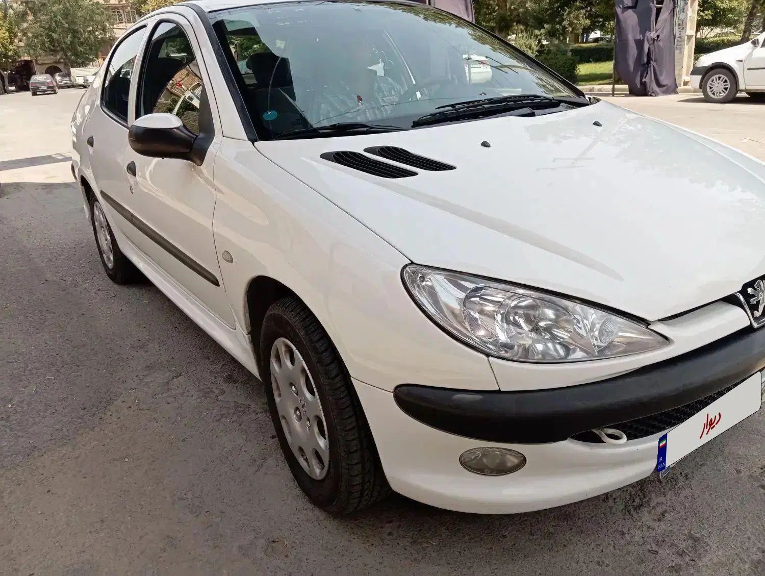 پژو ۲۰۶ صندوق دار v8 - 1397