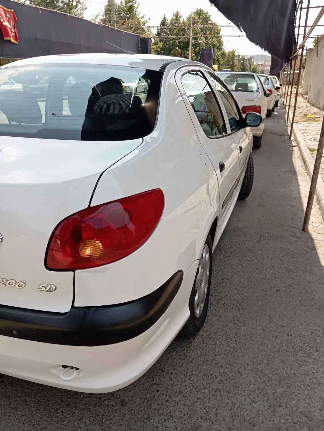 پژو ۲۰۶ صندوق دار v8 - 1397