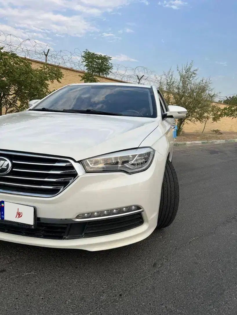 لیفان 820 اتوماتیک - 1395
