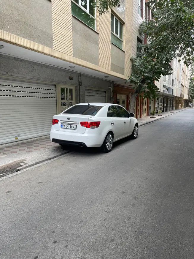 کیا سراتو 1.6 لیتر اتوماتیک - 2013
