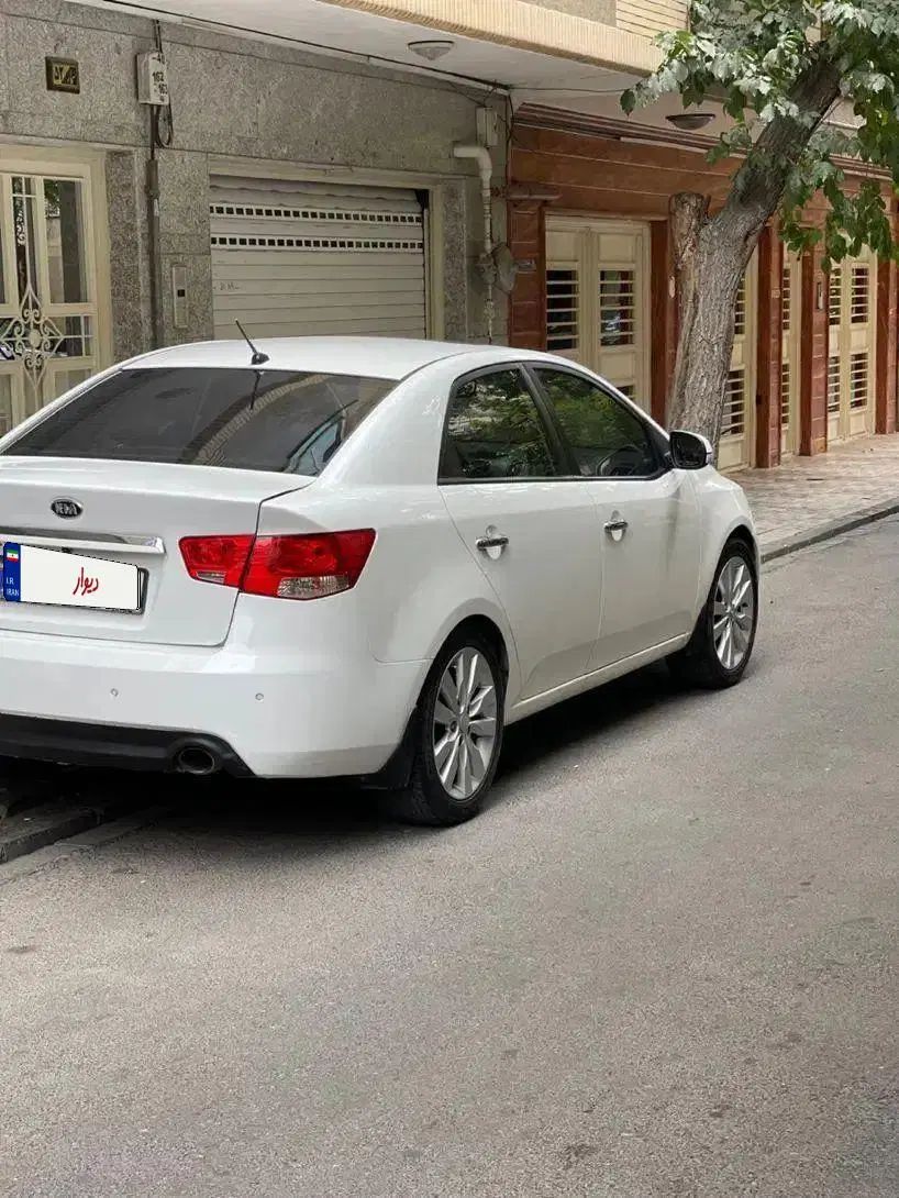 کیا سراتو 1.6 لیتر اتوماتیک - 2013