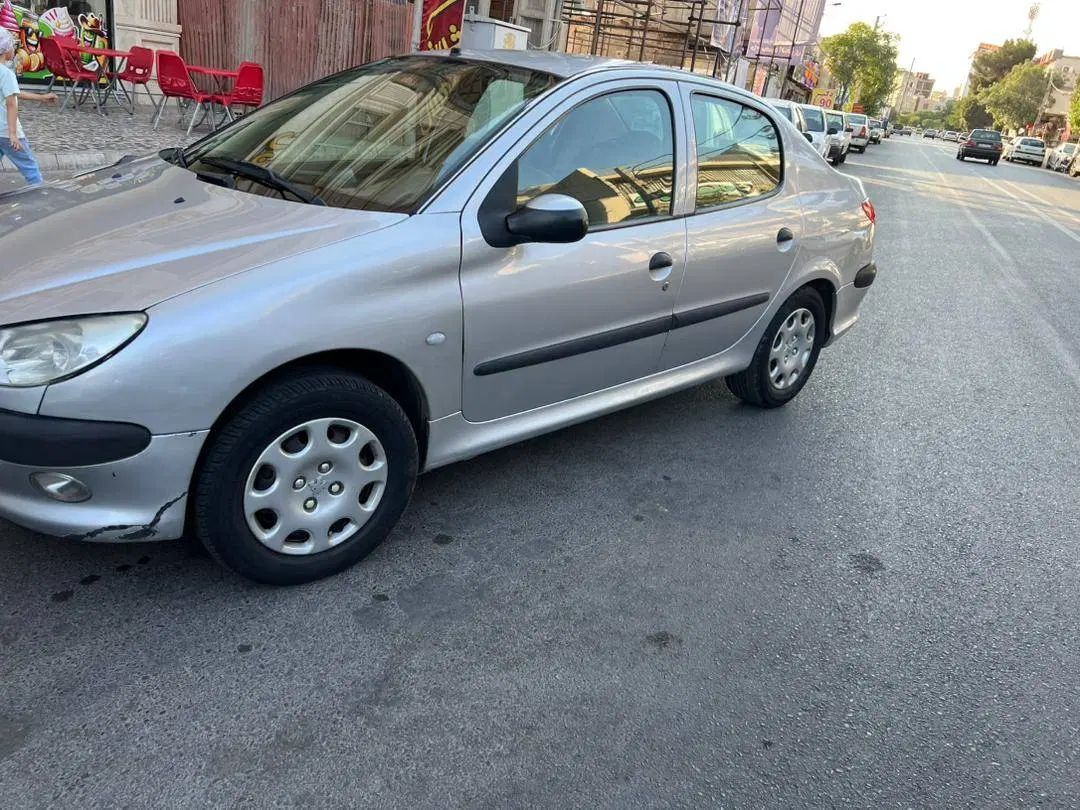 پژو ۲۰۶ صندوق دار v8 - 1388