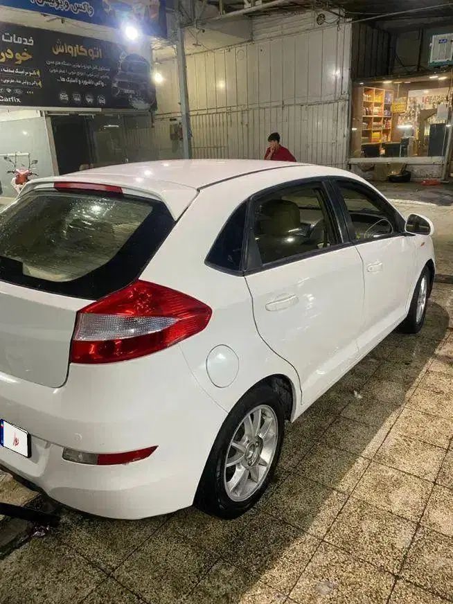 ام وی ام 315 هاچ بک ساده دنده ای - 1391