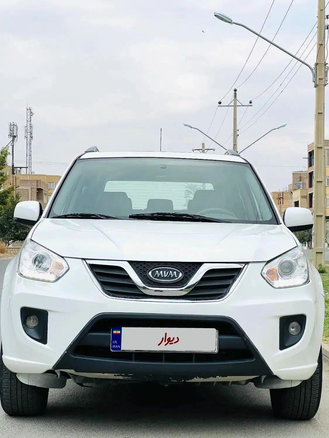 ام وی ام X33 دنده‌ای ساده - 1393