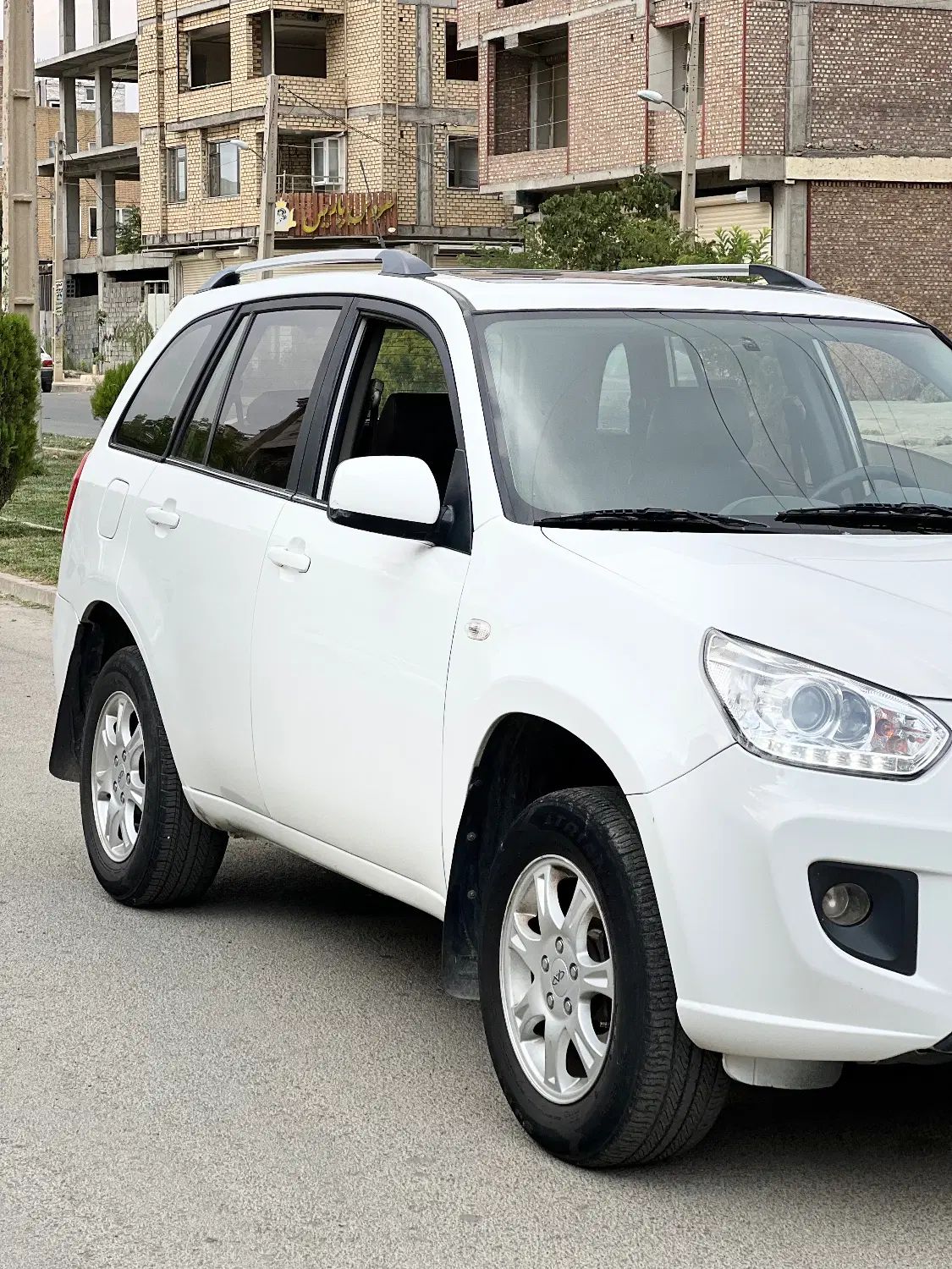 ام وی ام X33 دنده‌ای ساده - 1393