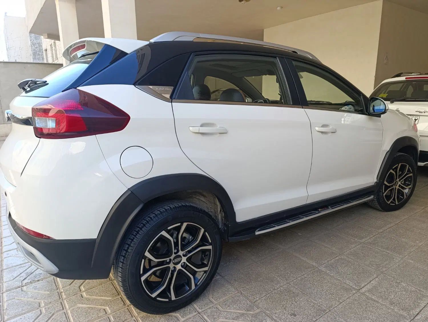 ام وی ام X22 پرو اتوماتیک IE - 1401