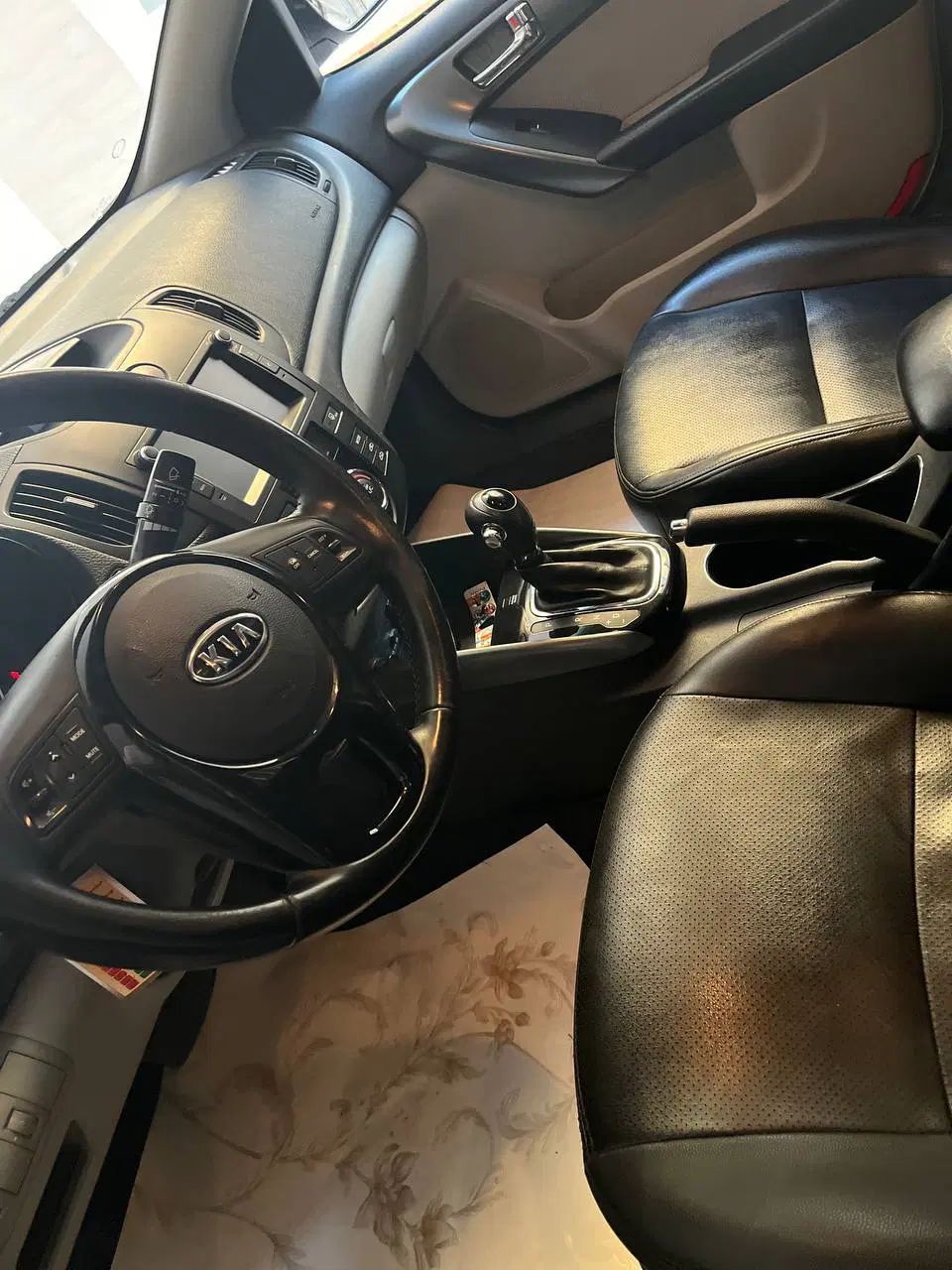 کیا سراتو 2.0 لیتر اتوماتیک GT لاین - 2017