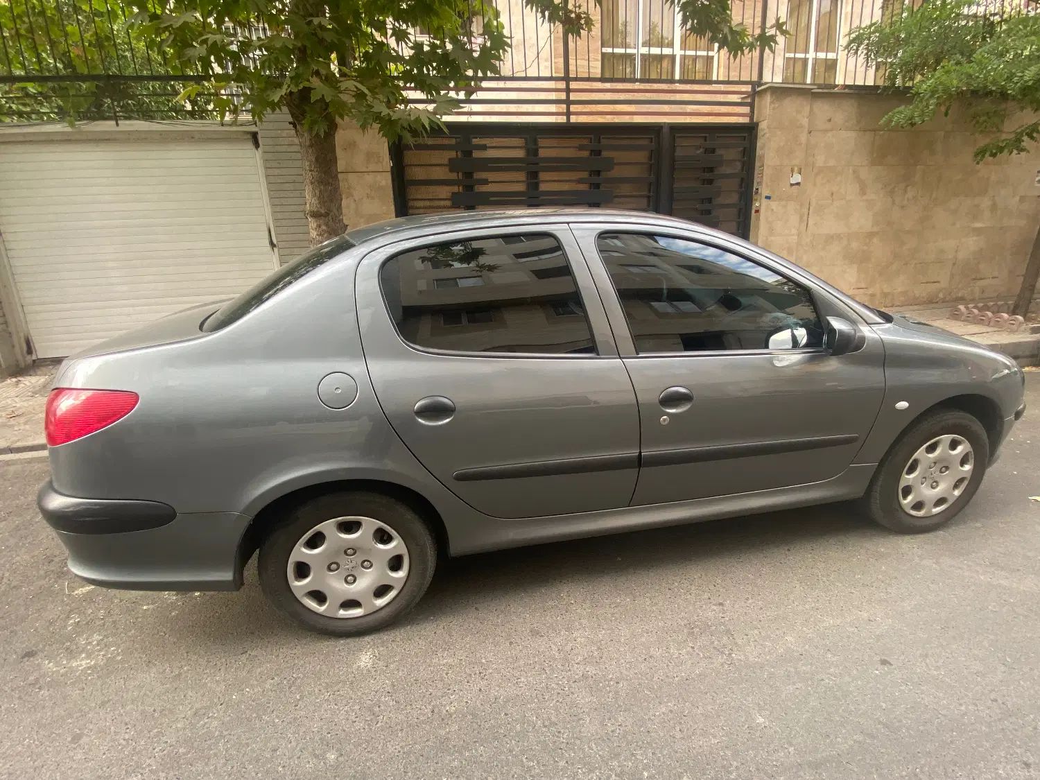خودرو پژو، ۲۰۶ صندوق دار آگهی ann_19920139