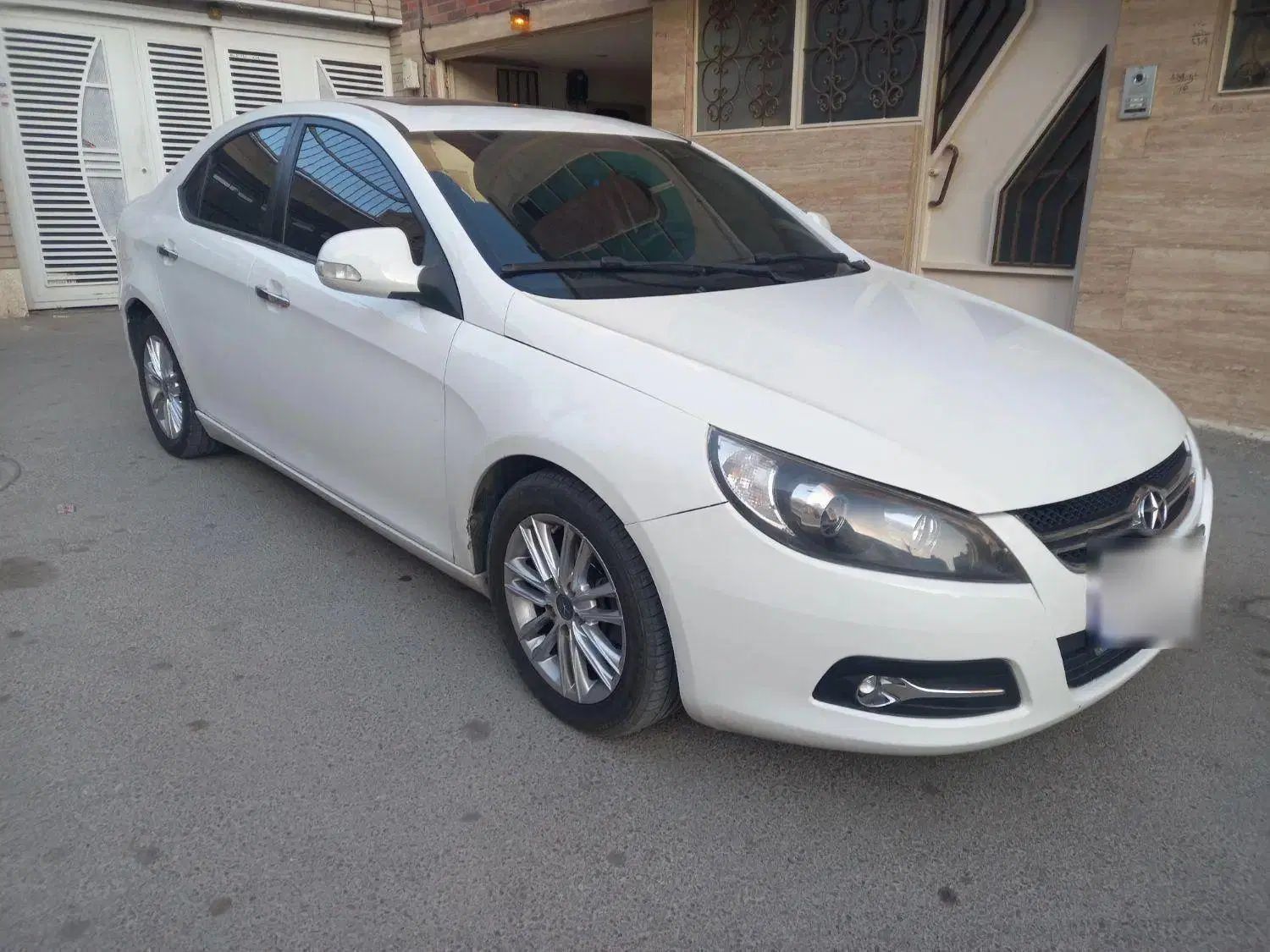 جک J5 اتوماتیک - 1393