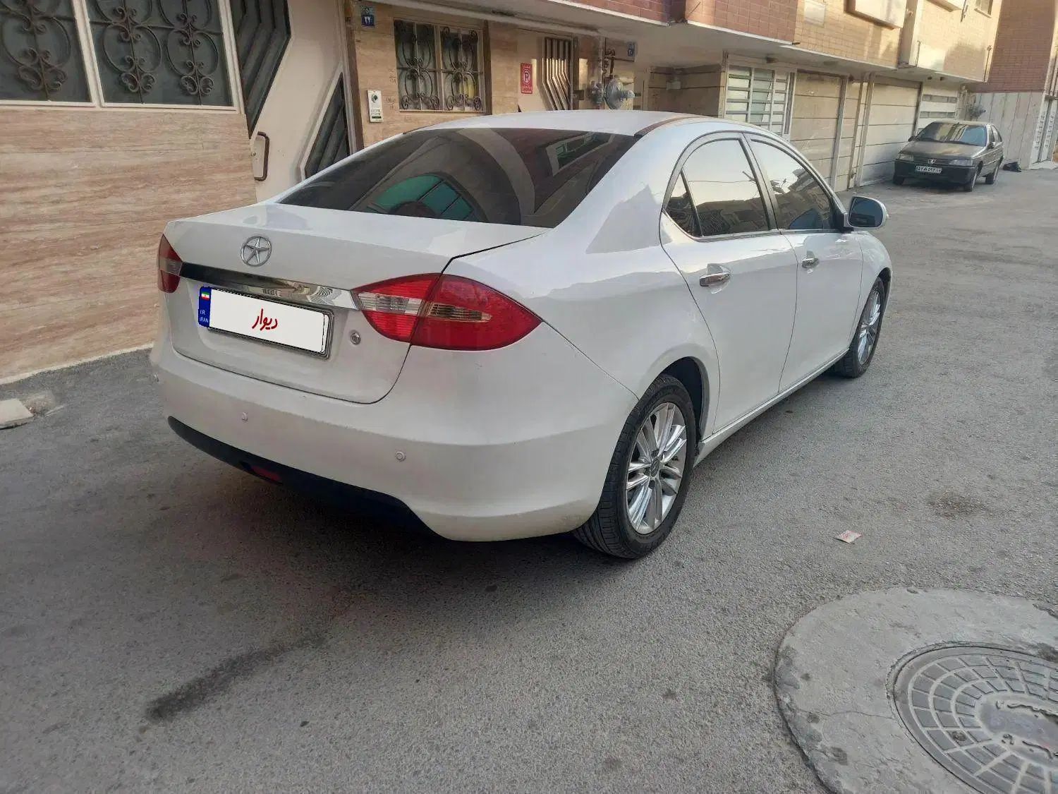 خودرو جک، J5 آگهی ann_19920363