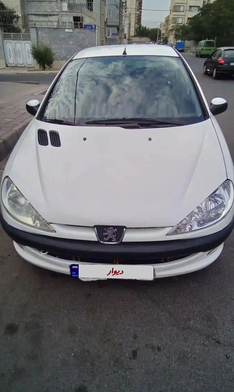 پژو ۲۰۶ صندوق دار v8 - 1393