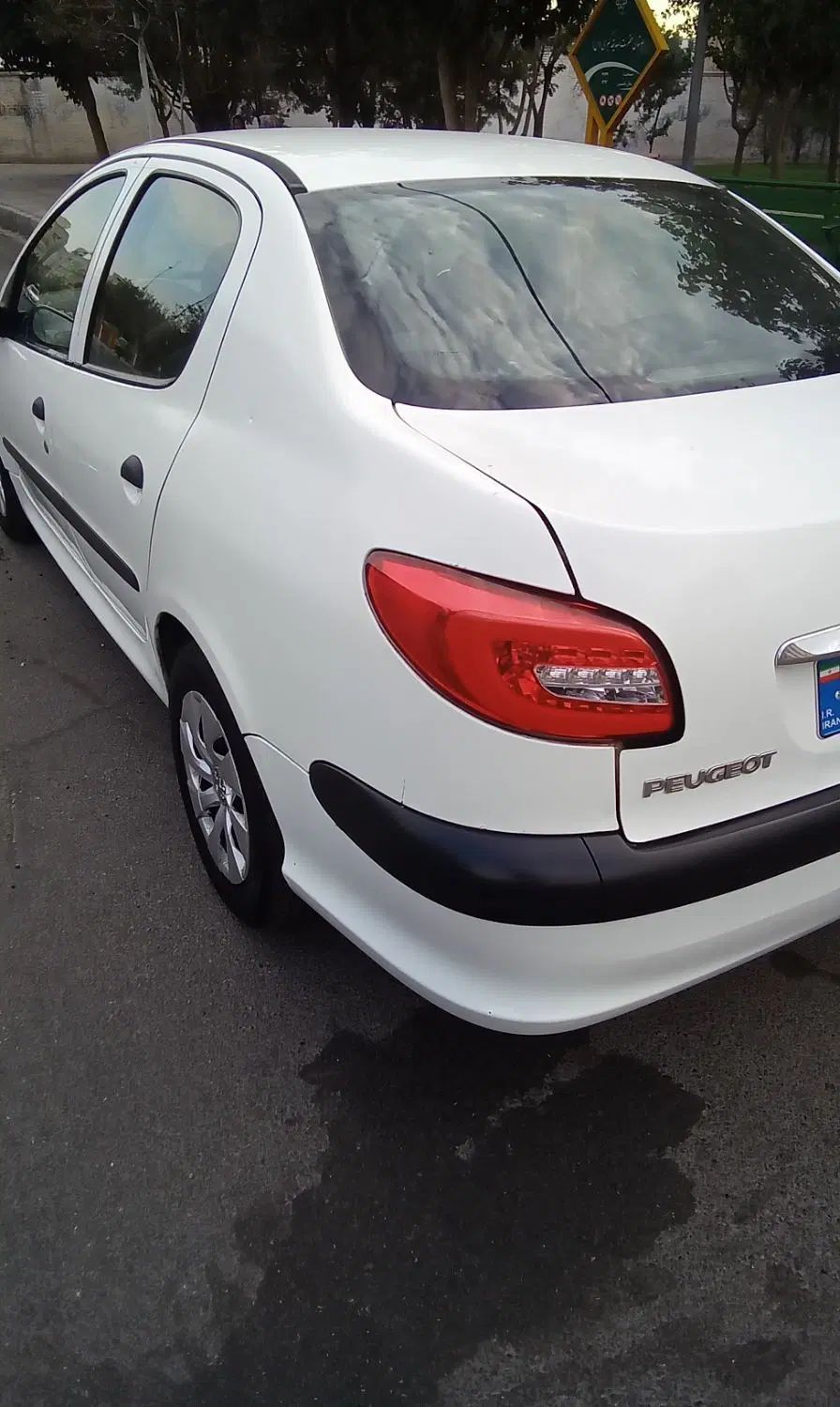 پژو ۲۰۶ صندوق دار v8 - 1393