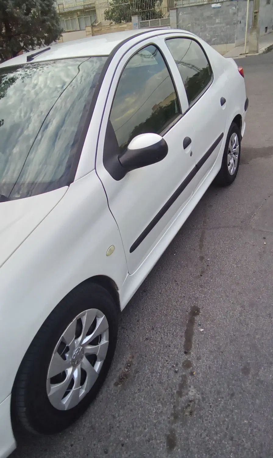 پژو ۲۰۶ صندوق دار v8 - 1393