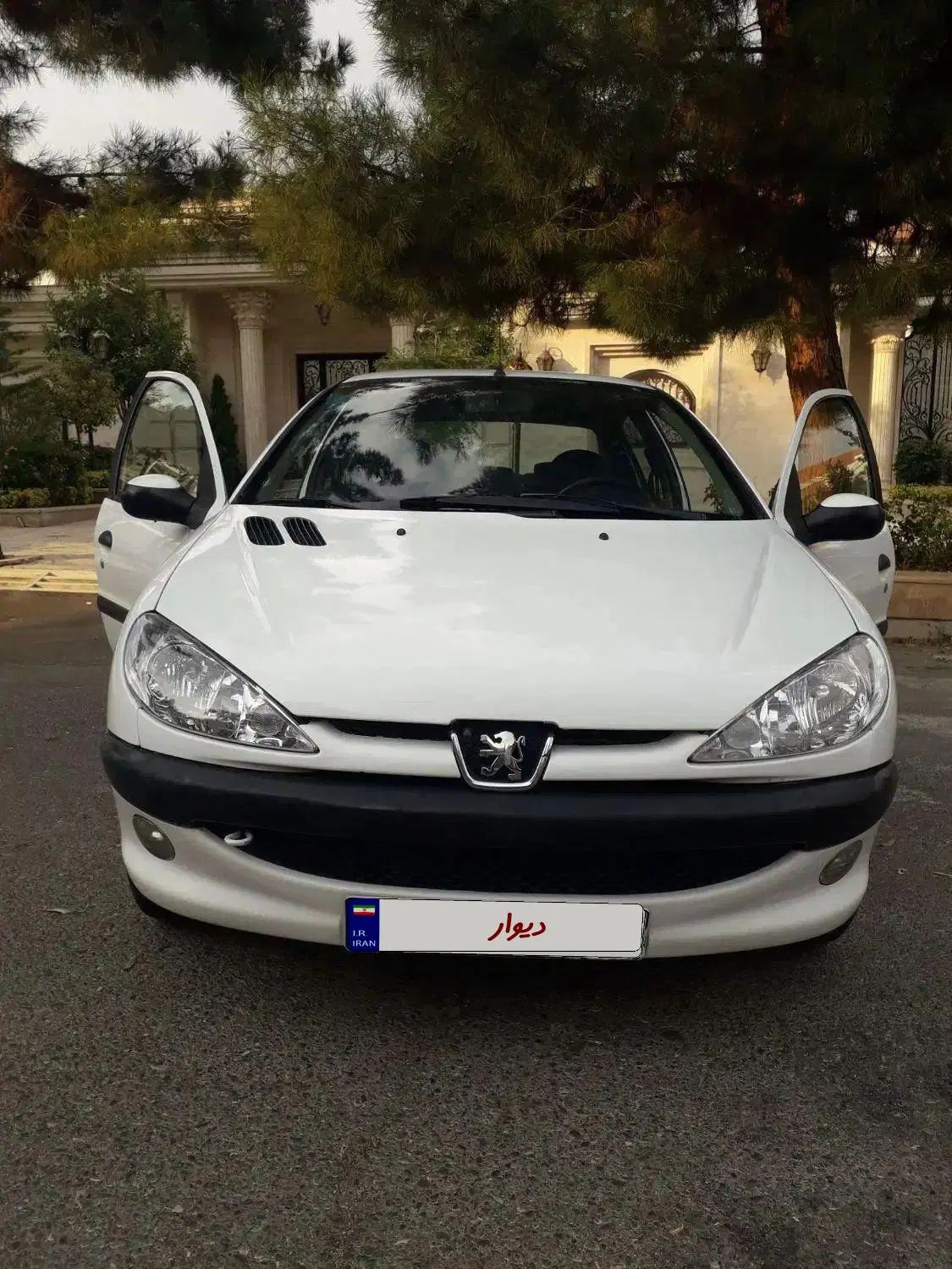 پژو ۲۰۶ صندوق دار v8 - 1390