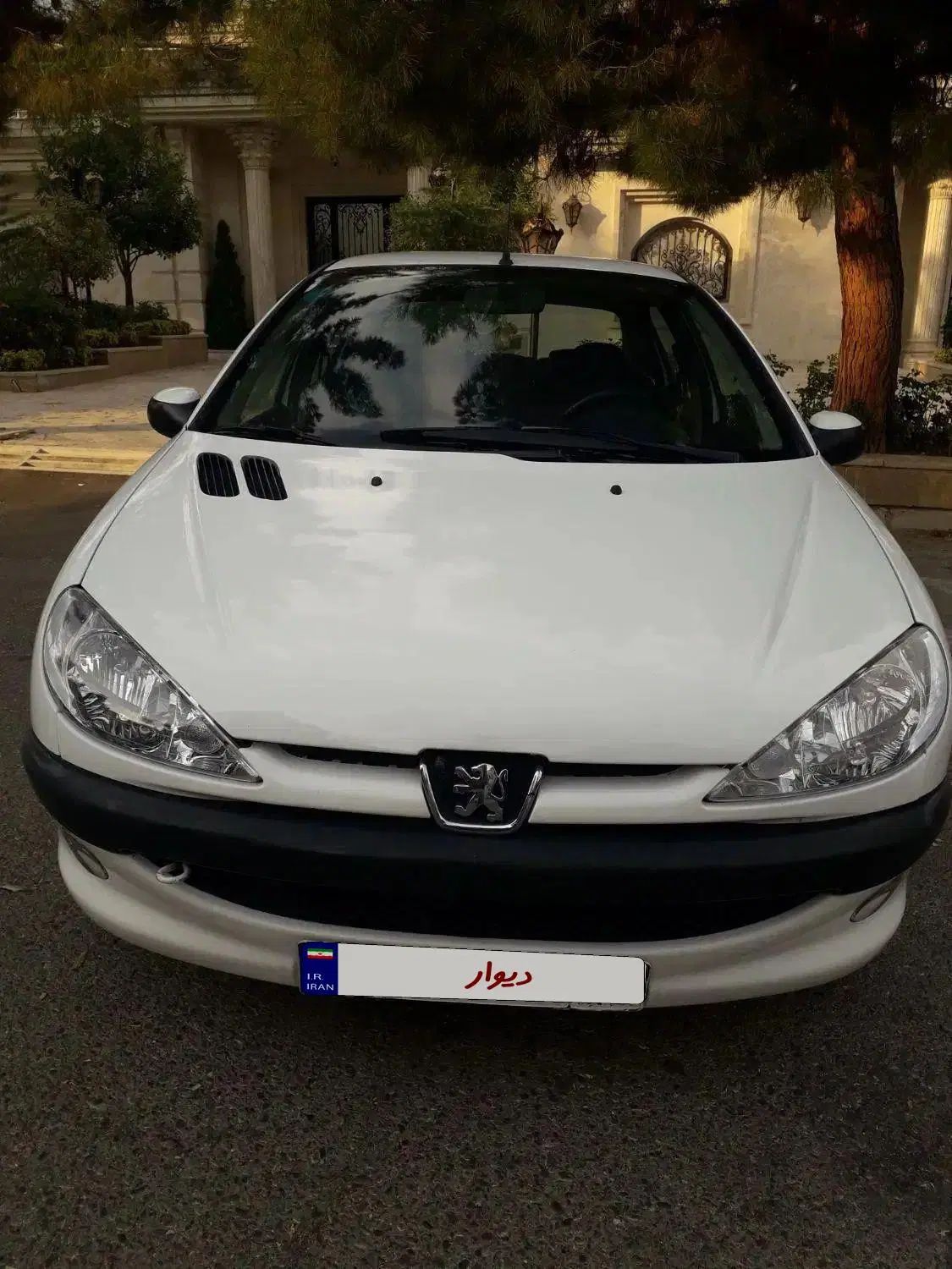 پژو ۲۰۶ صندوق دار v8 - 1390