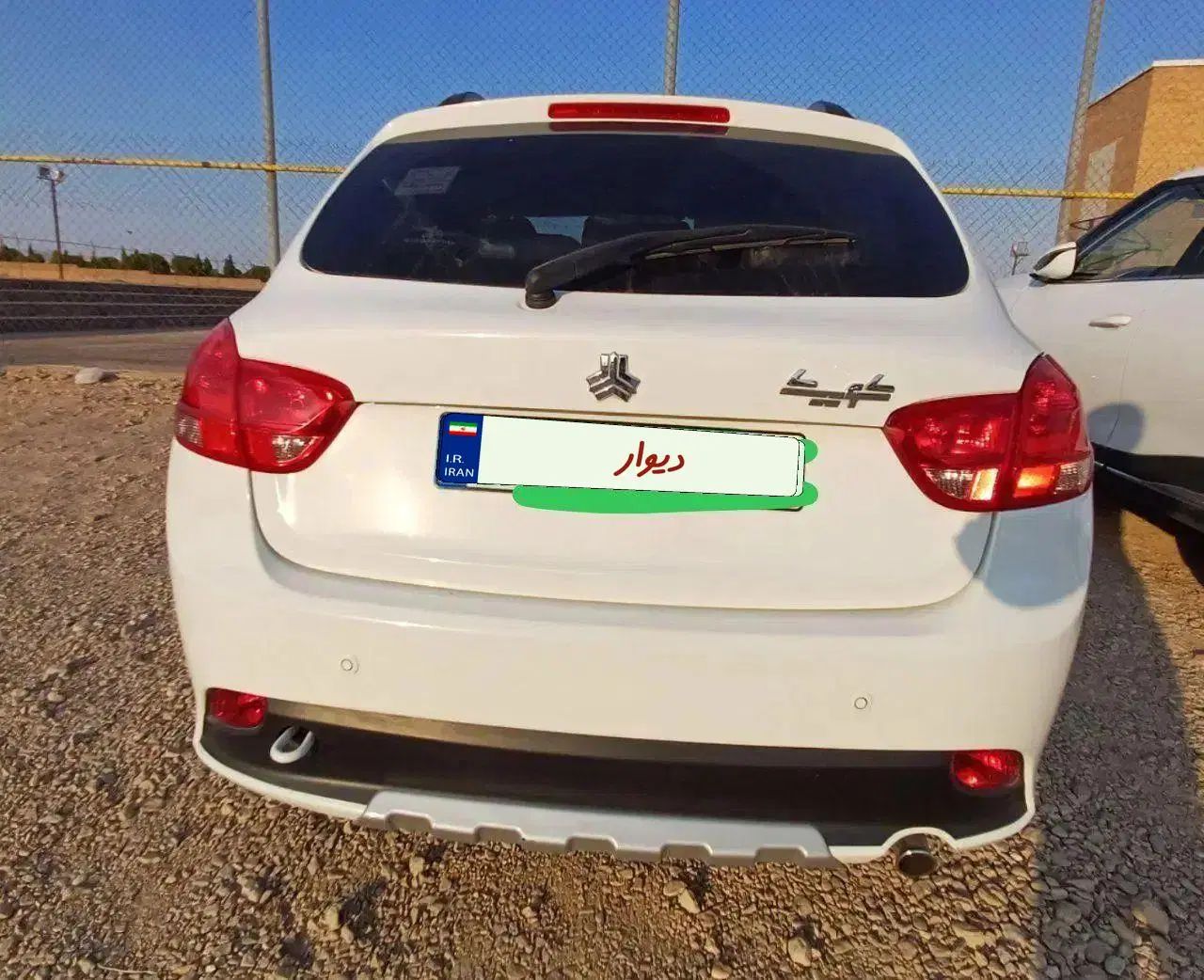 کوییک R دنده‌ای - 1402