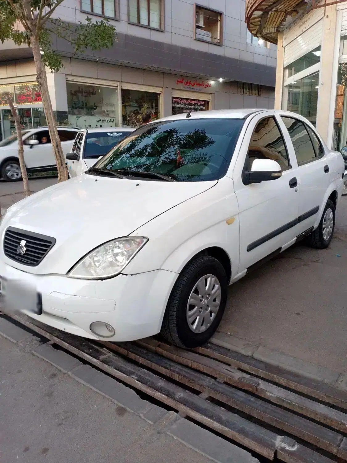 تیبا صندوق دار SX - 1395