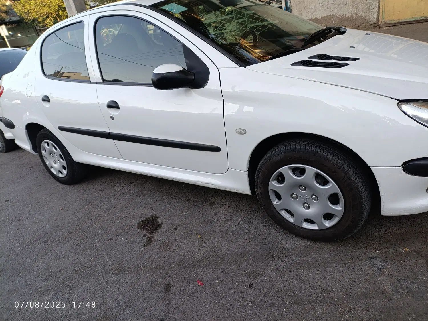 پژو ۲۰۶ صندوق دار v8 - 1395