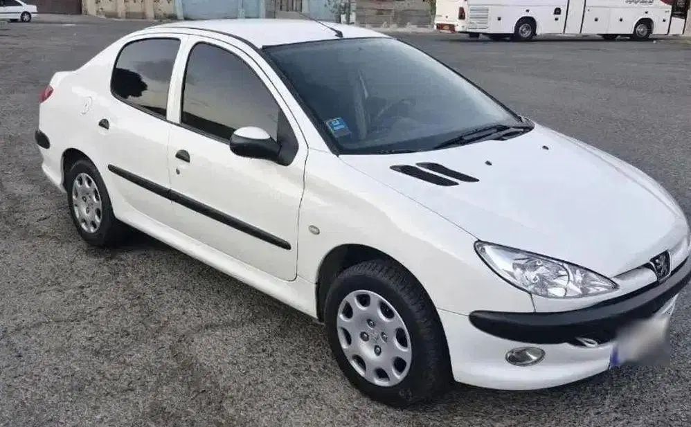 پژو ۲۰۶ صندوق دار v8 - 1390