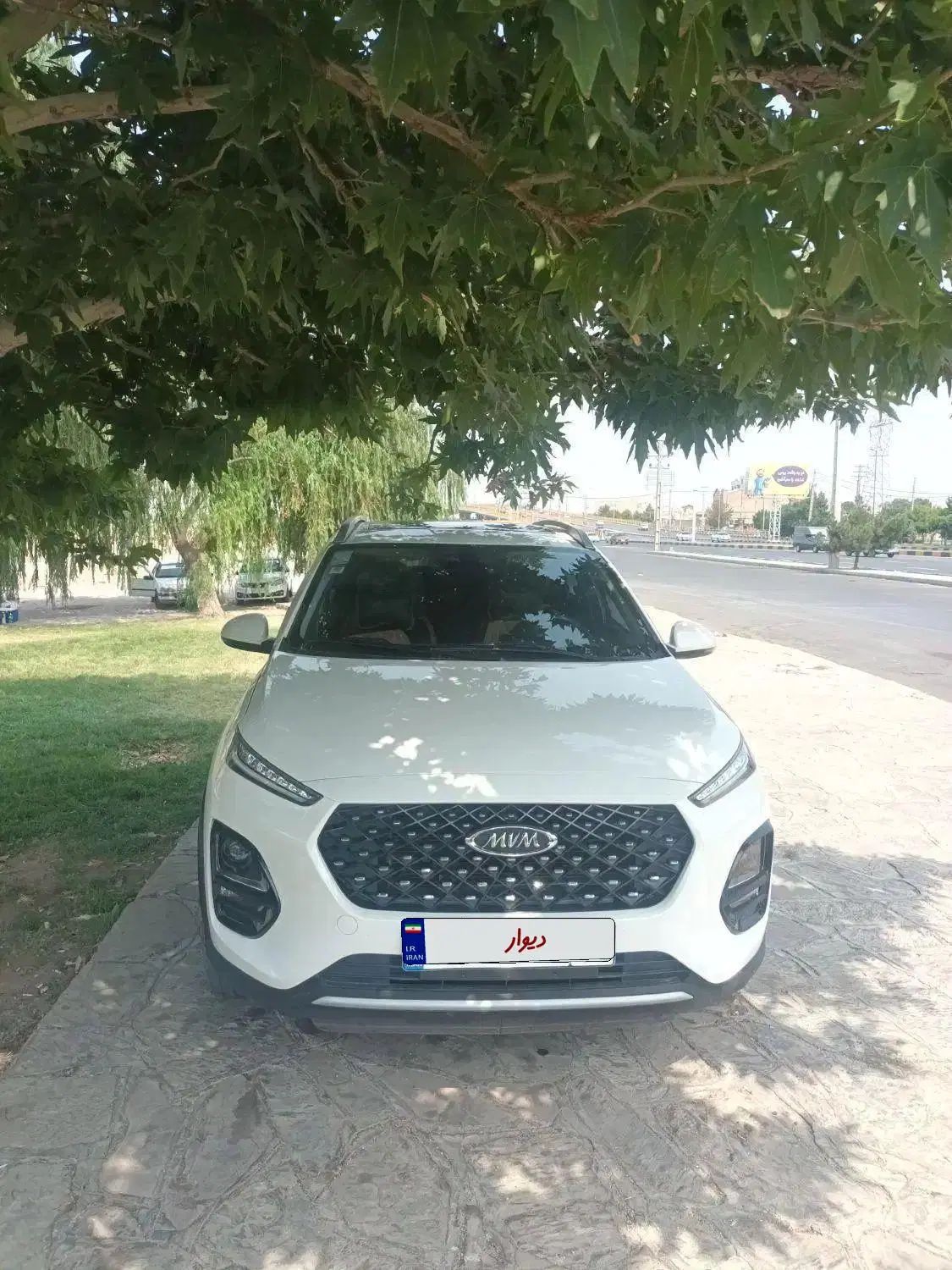 ام وی ام X22 پرو اتوماتیک اکسلنت - 1402