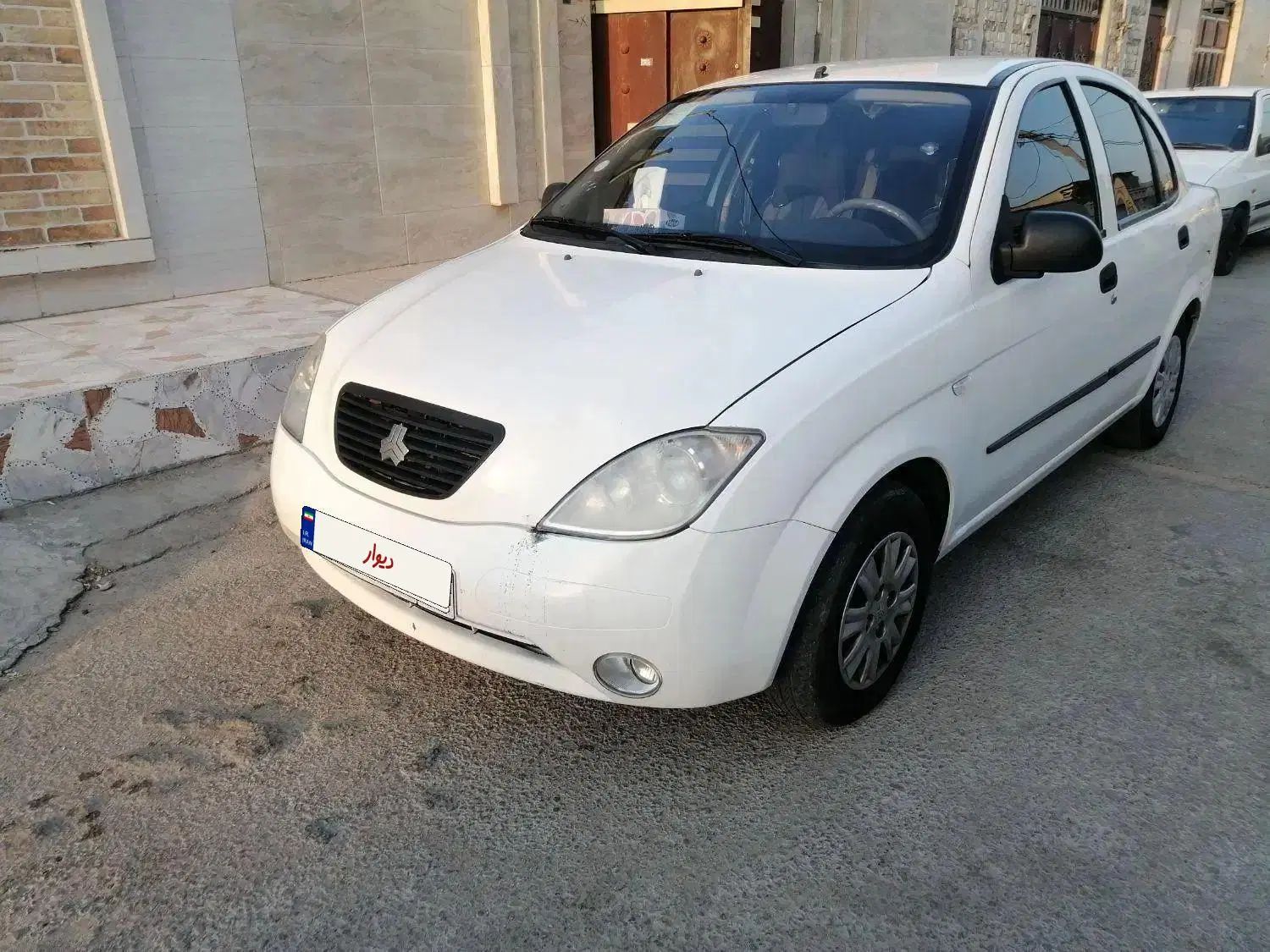 تیبا صندوق دار SX - 1399
