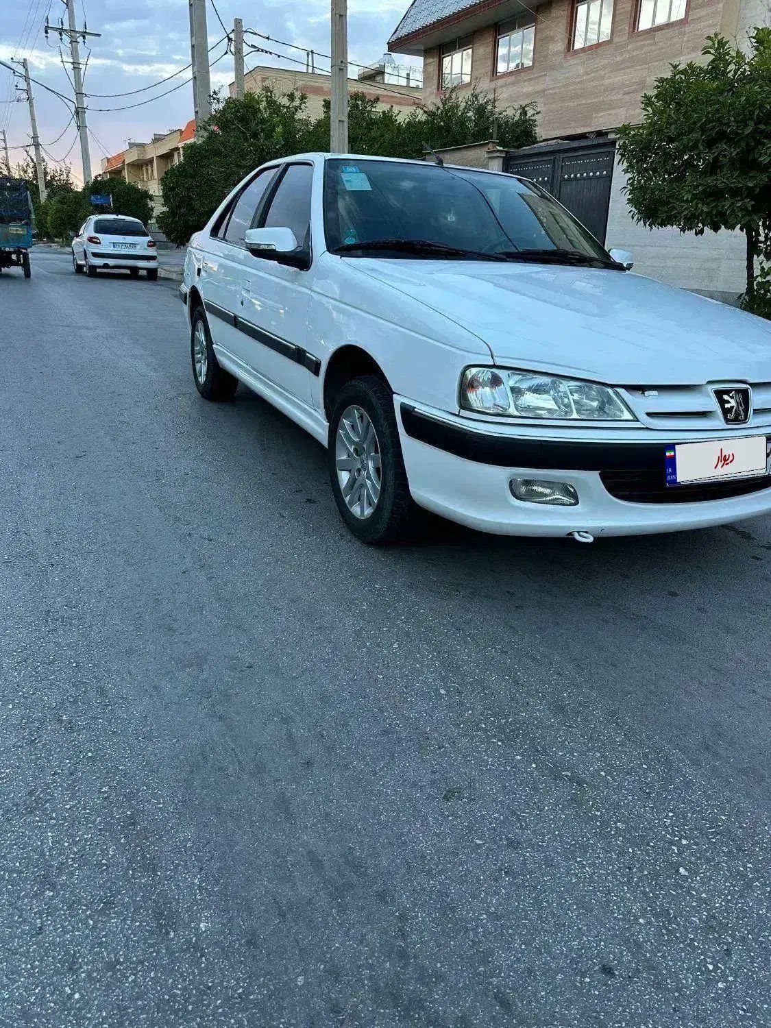 پژو پارس XU7P - 1401