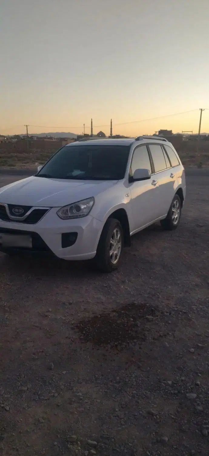 ام وی ام X33 دنده‌ای ساده - 1394