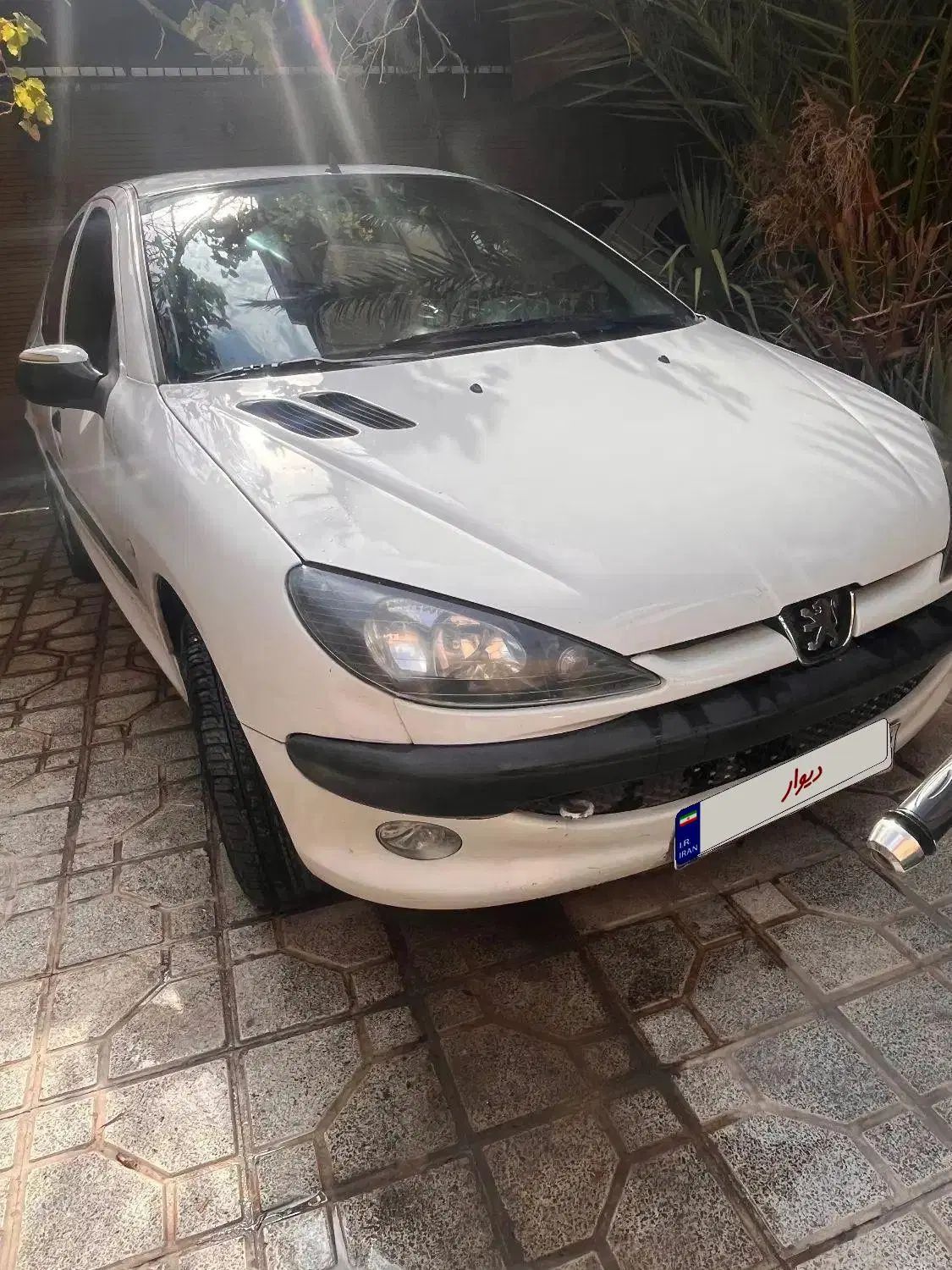 پژو ۲۰۶ صندوق دار v8 - 1386