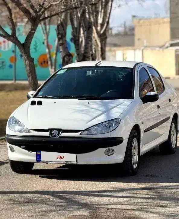 پژو ۲۰۶ صندوق دار v8 - 1394