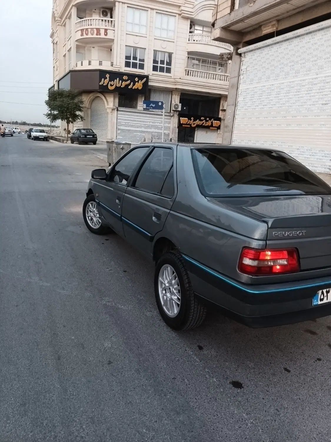 پژو 405 SLX بنزینی  XU7 - 1389
