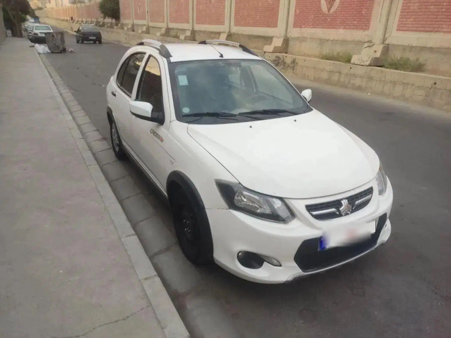 خودرو کوییک، معمولی آگهی ann_19921871