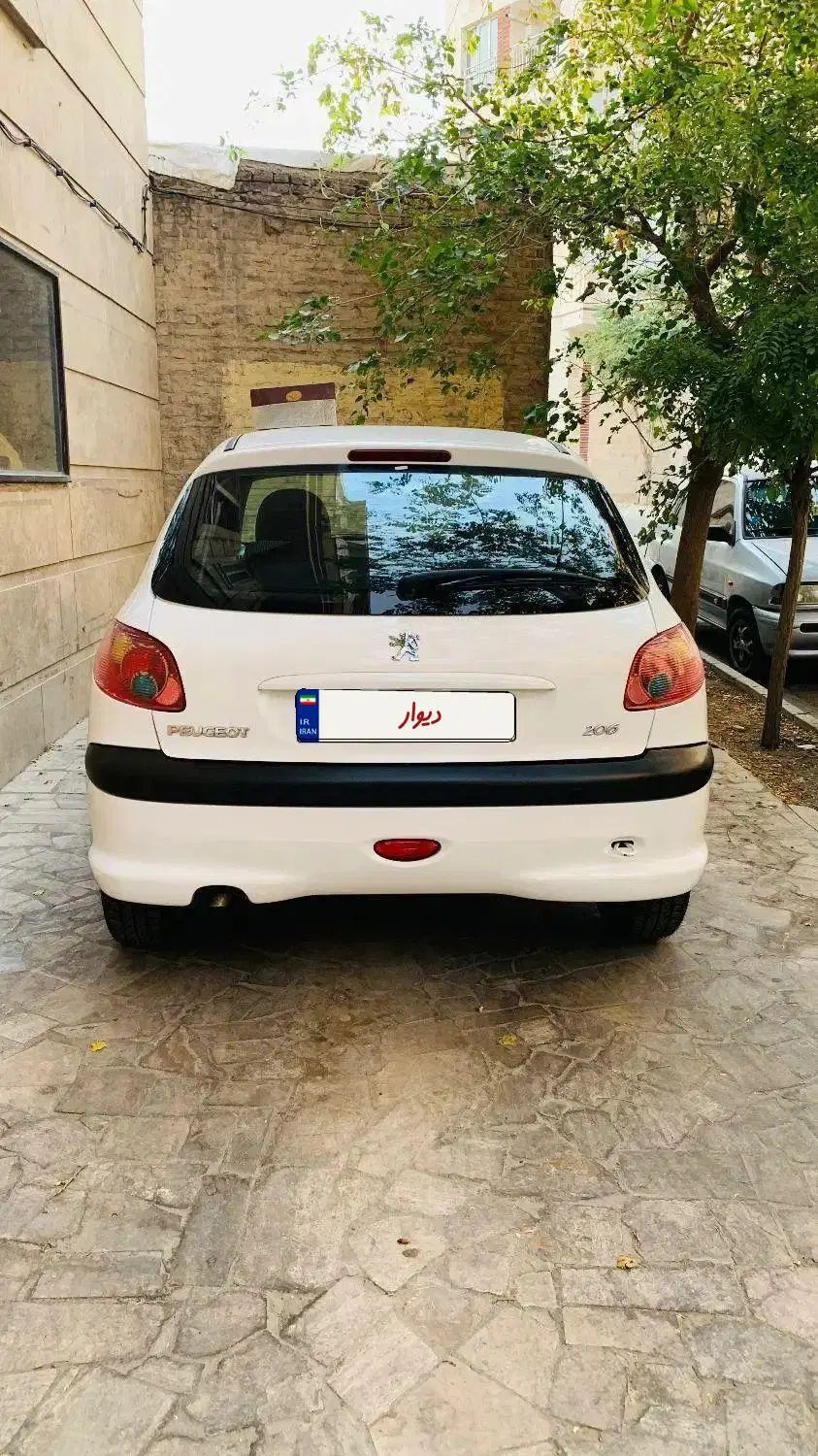 پژو 206 تیپ 5 - 1395
