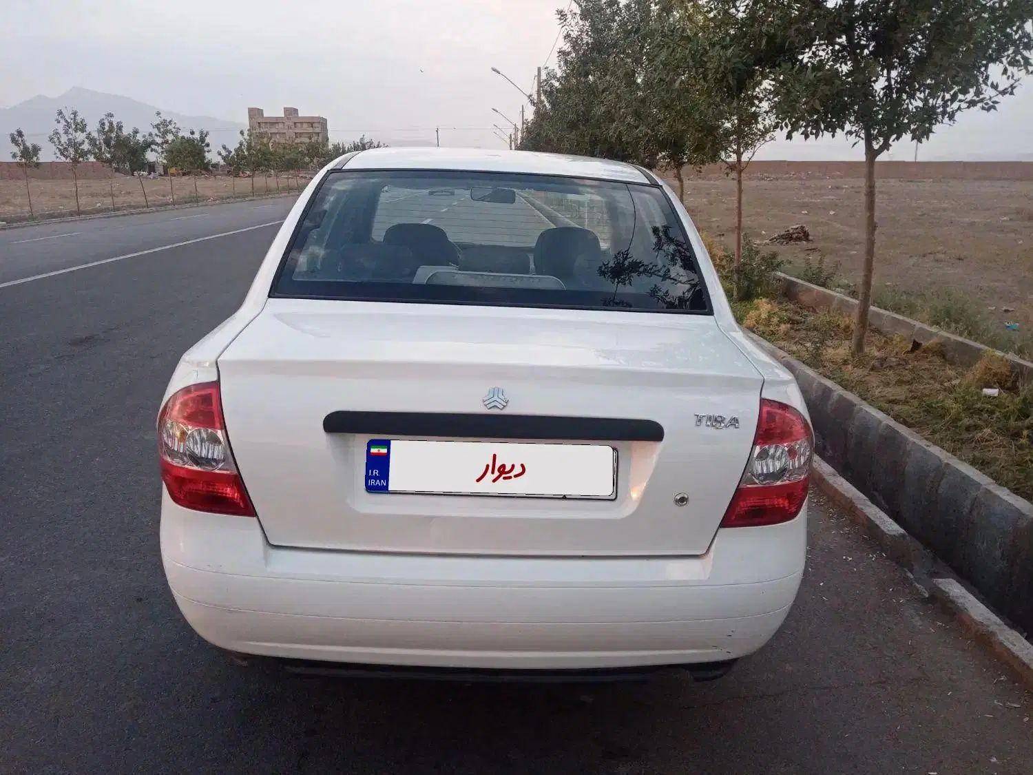 تیبا صندوق دار SX - 1400