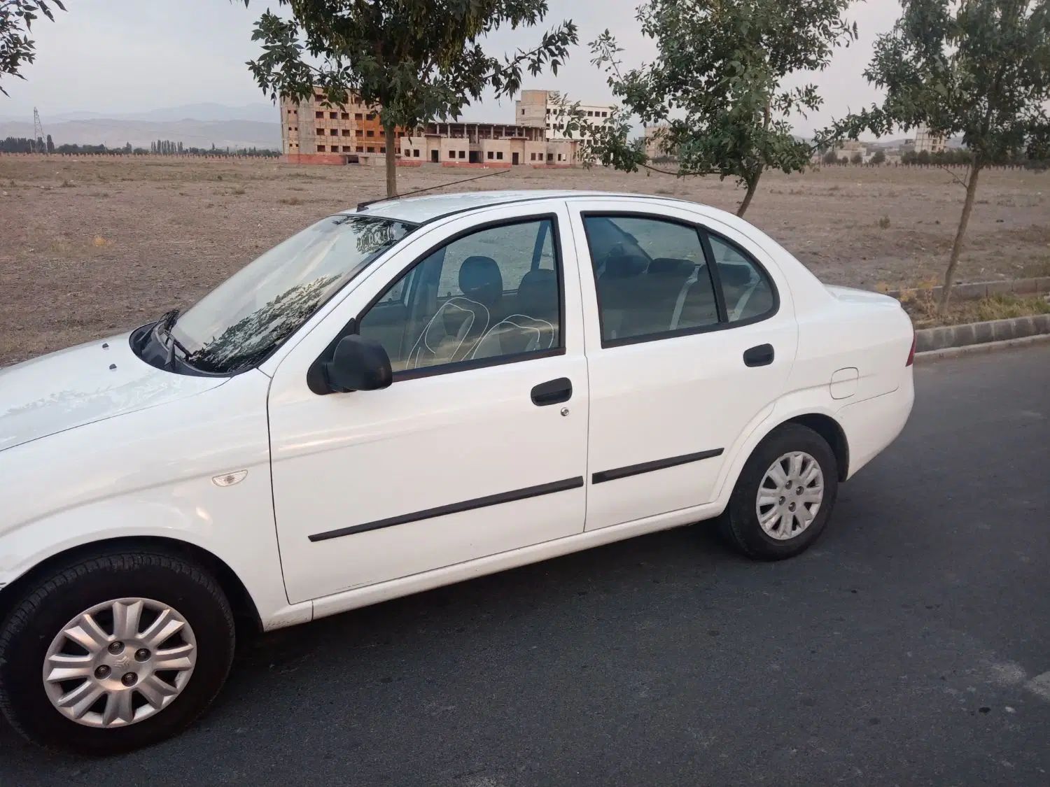 تیبا صندوق دار SX - 1400