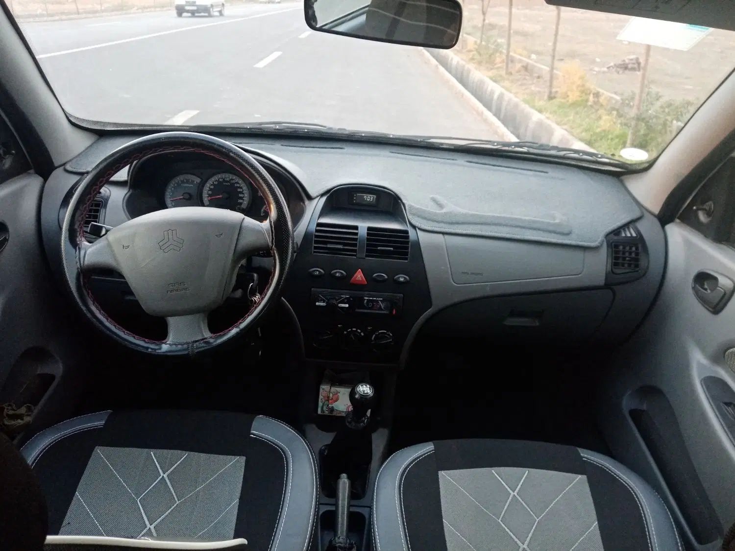 تیبا صندوق دار SX - 1400