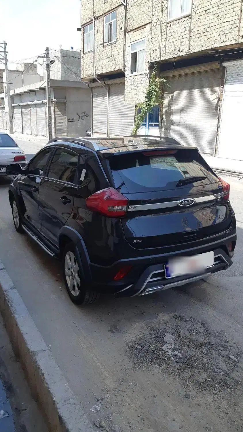 ام وی ام X22 دنده ای اسپرت لاکچری - 1400